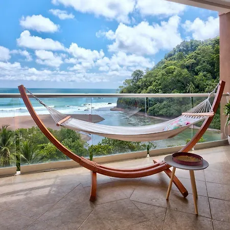Breakwater Beachfront Condo 603